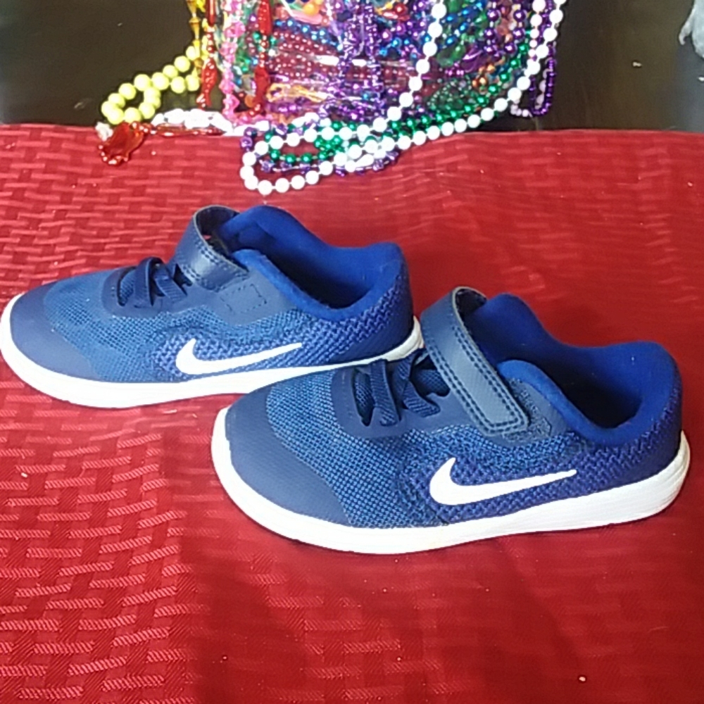 Toddler sneakers